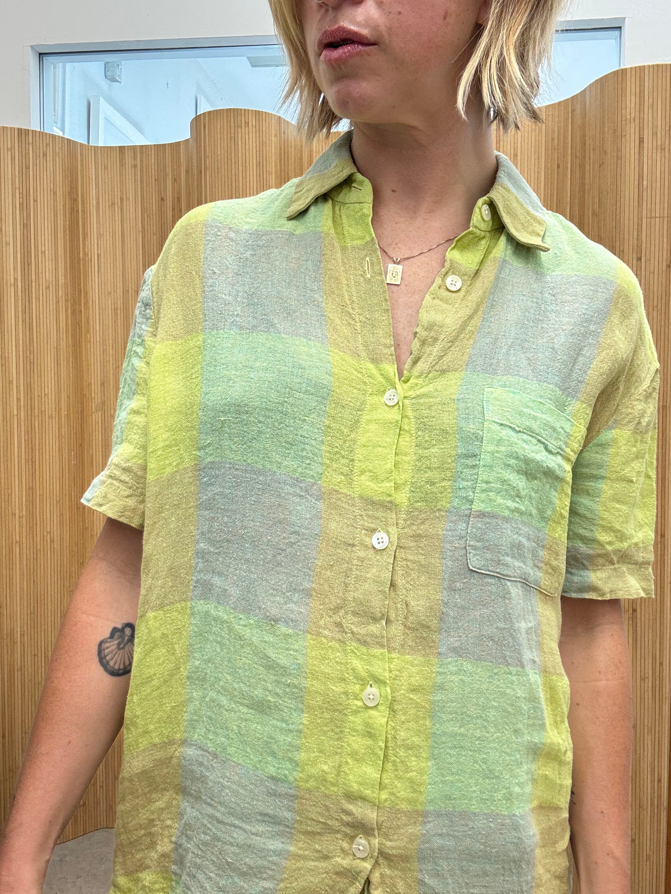 Leset linen relaxed button-down shirt with pocket